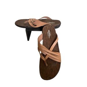 MERRELL Women's Cross Sandals Slip On Air Cushion Memory Foam Sz 10 NWOT